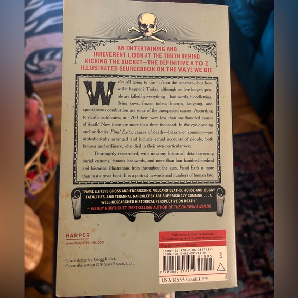 Coffee table book - Picture 2 of 2